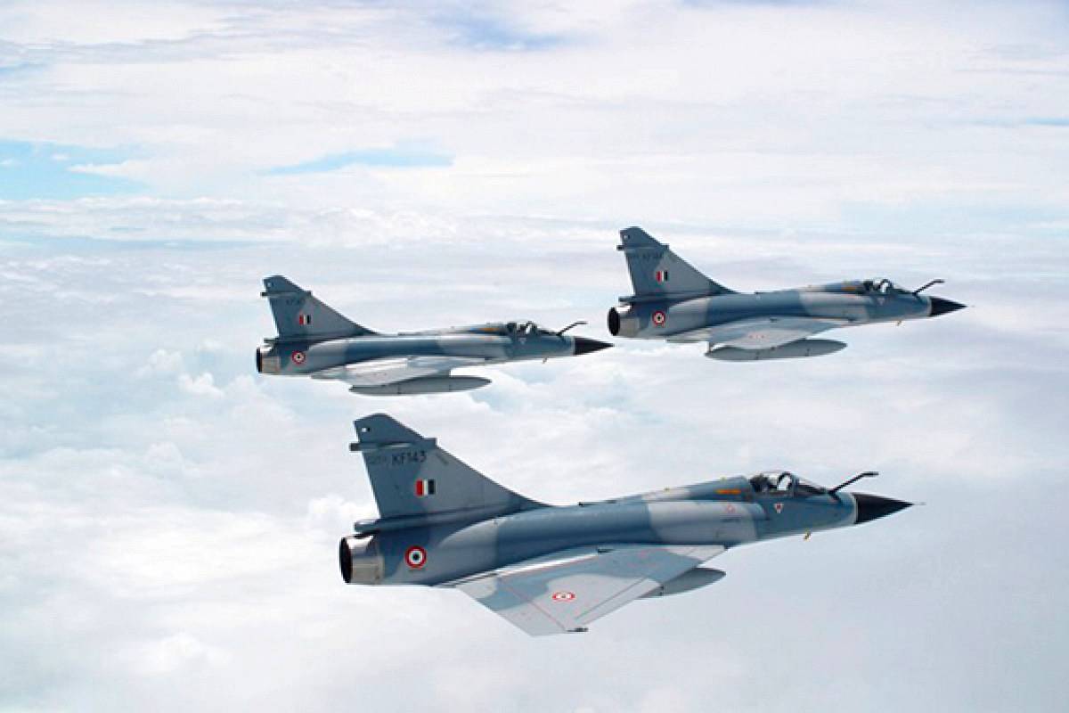 Indian and Pakistani Fighter Jets